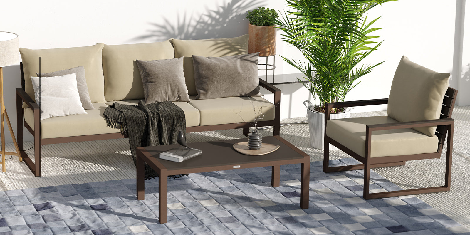 Modera Club Chair