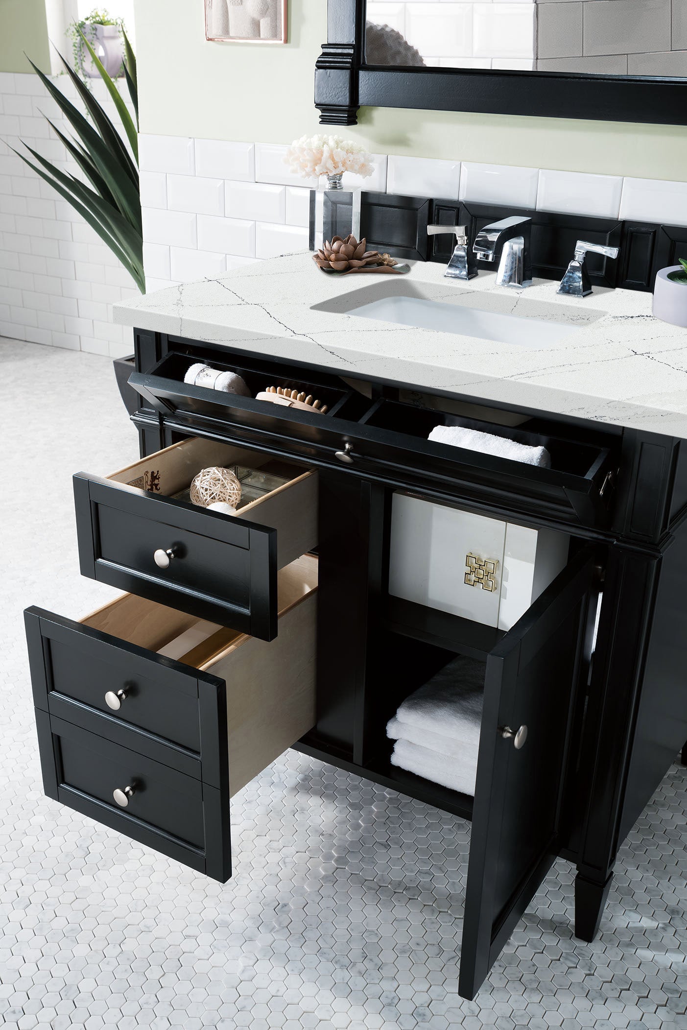 James Martin Brittany 36" Single Vanity in Black Onyx with 3cm Countertop