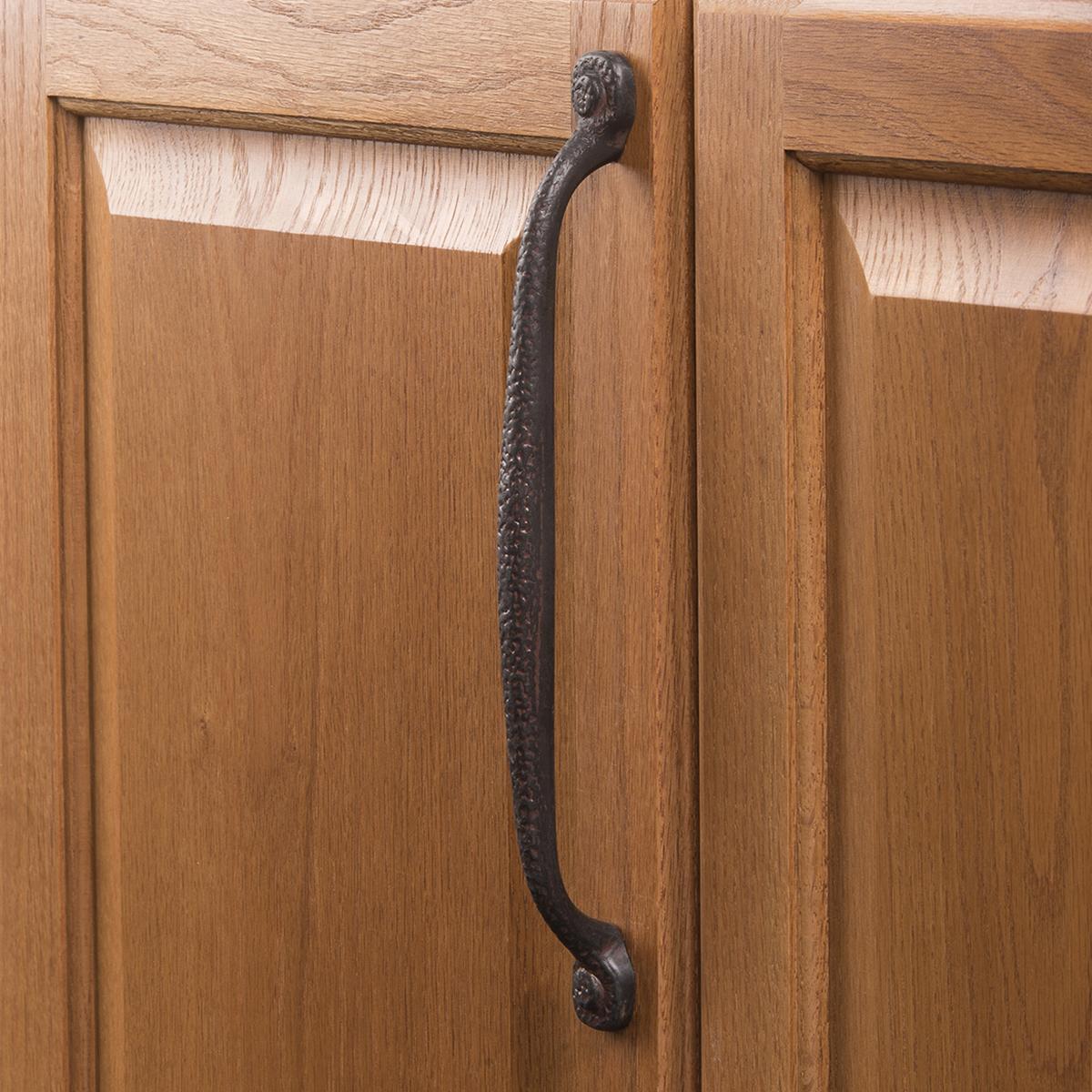 Hickory P2995, 8-13/16 Inch (224mm) Refined Rustic Pull