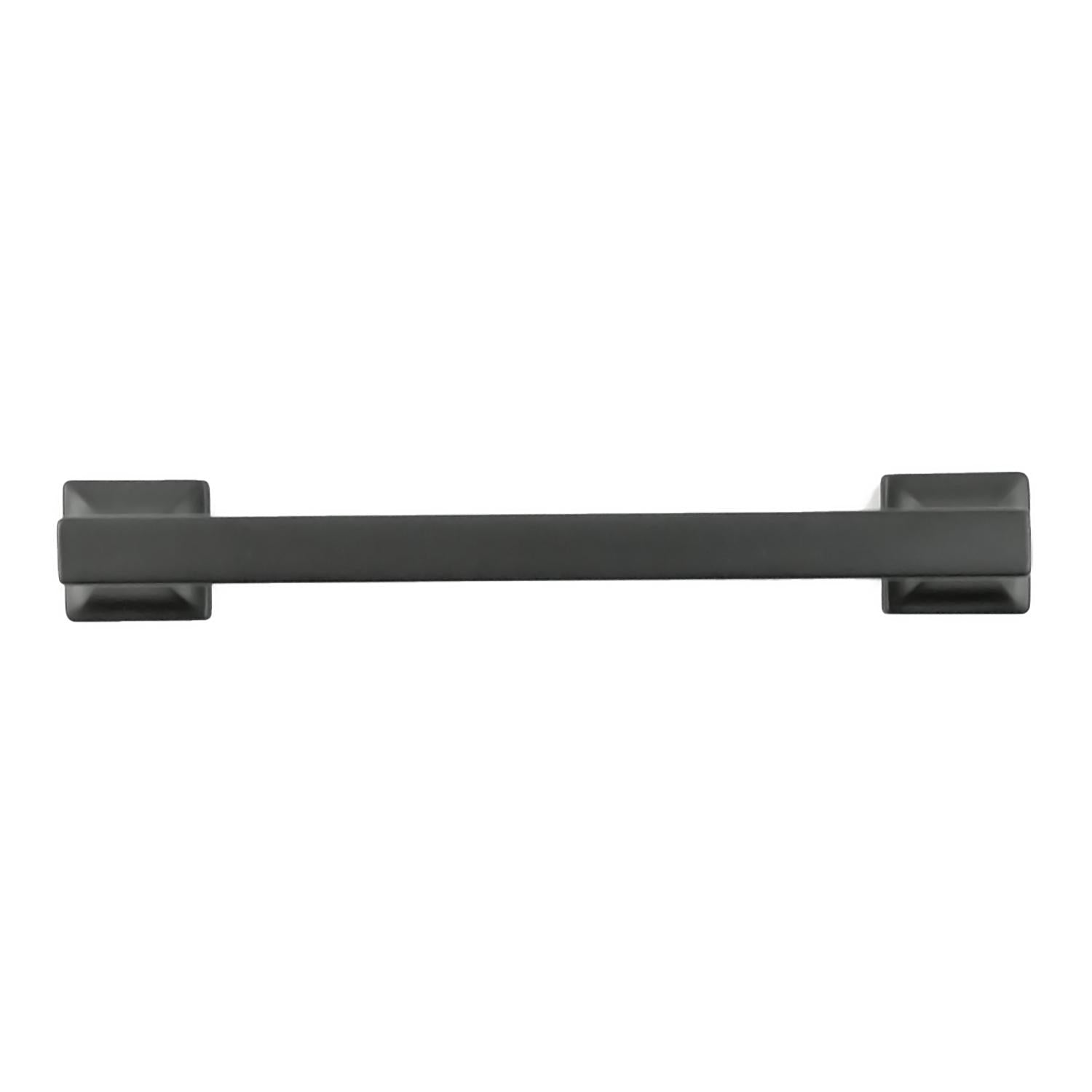 Hickory P3018, Studio Pull