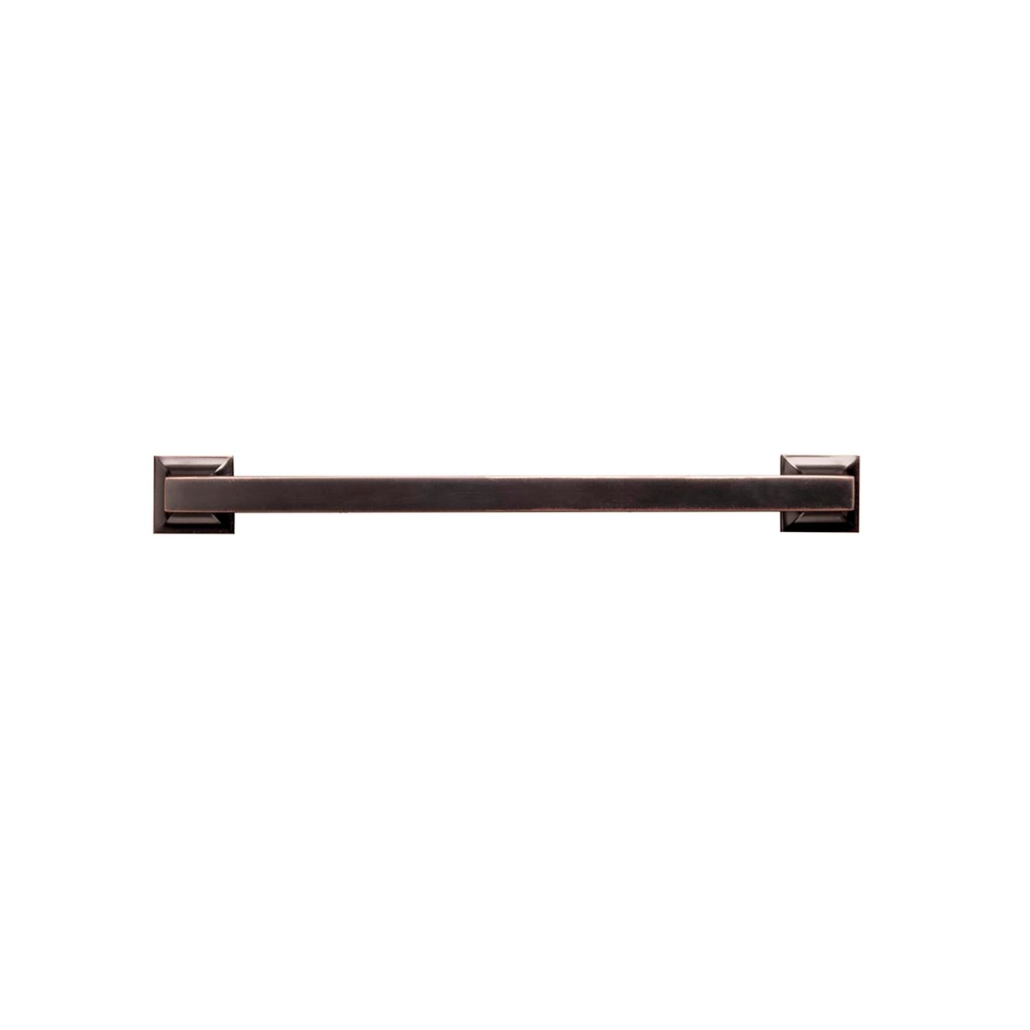 Hickory P3026, Studio Pull