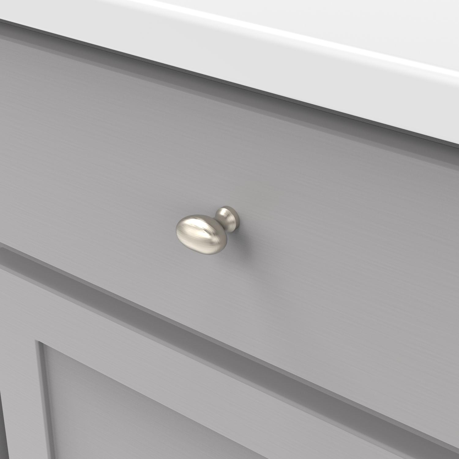 Hickory P3054, 1-1/4 Inch X 13/16 InchWilliamsburg Knob