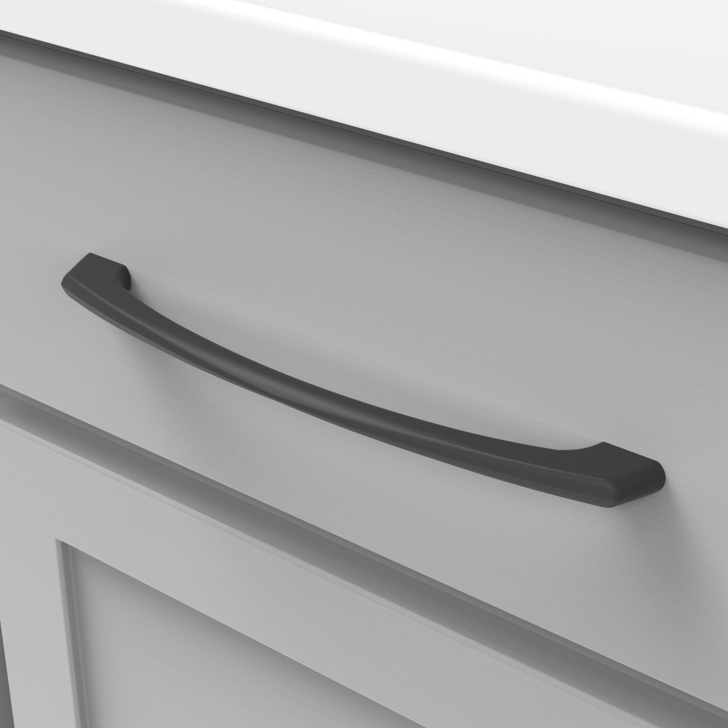Hickory P3041, 8-13/16 Inch (224mm) Greenwich Pull