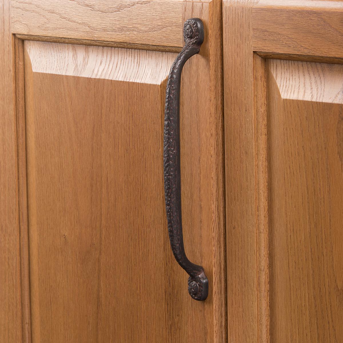 Hickory P2996, 7-9/16 Inch (192mm) Refined Rustic Pull