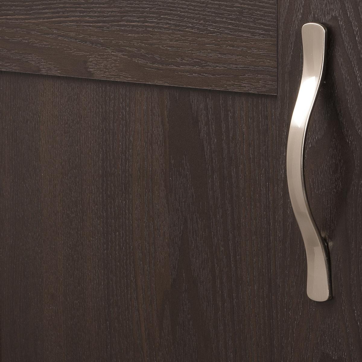 Hickory P2164, 4 InchEuro-Contemporary Pull