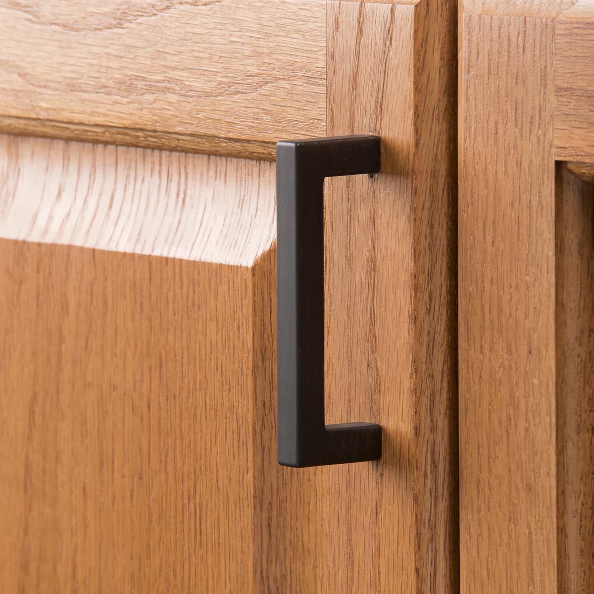 Hickory HH075326, 3 Inch Center to Center Skylight Pull