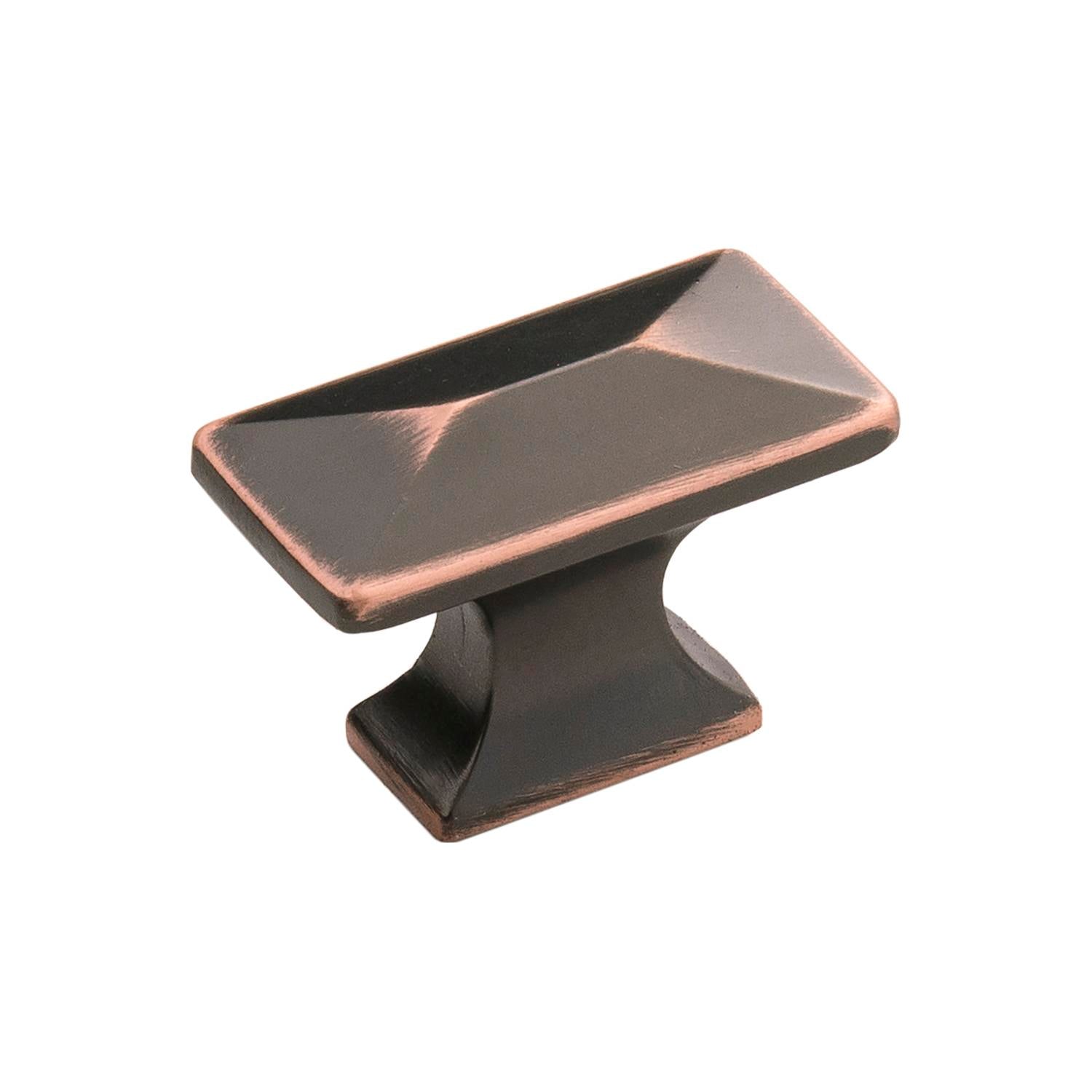 Hickory P2150, 1-1/4 Inch x 11/16 InchBungalow Knob