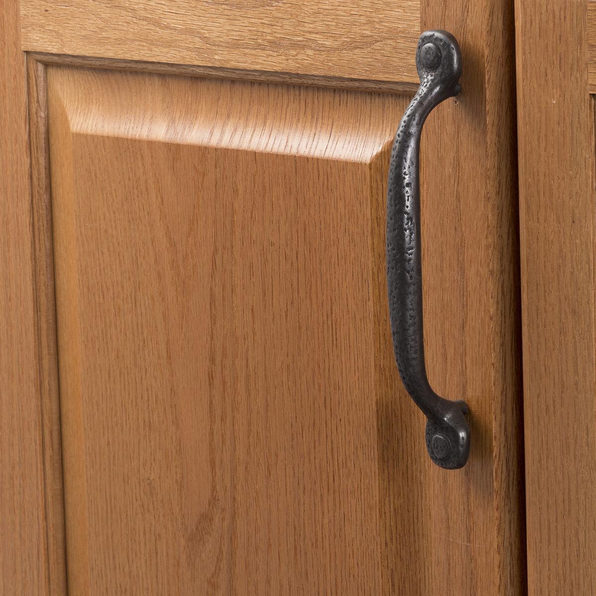 5-1/16 Inch (128mm) Refined Rustic Pull