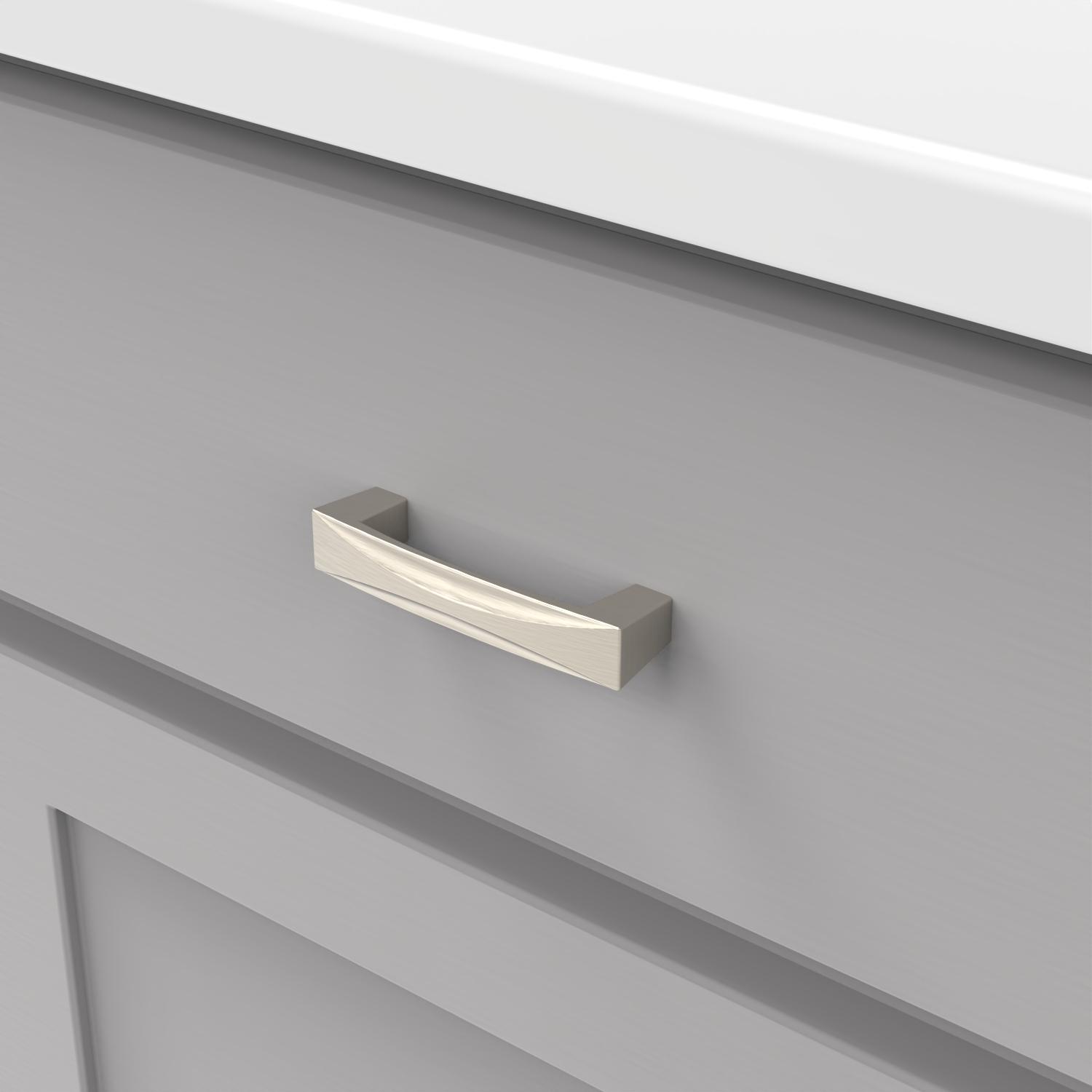 Hickory H076129, 3 InchCrest Pull