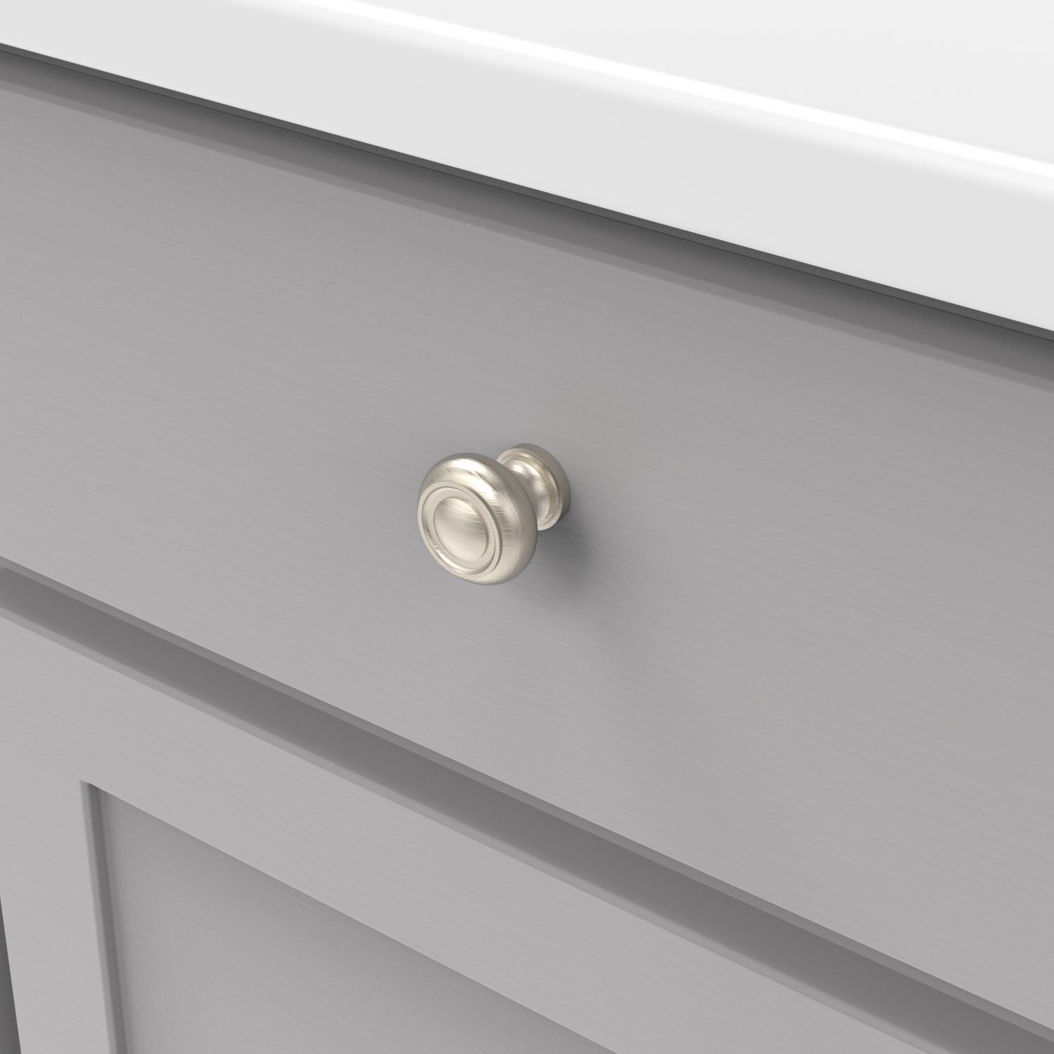 Hickory P3151, 1-1/4 Inch Diameter Cottage