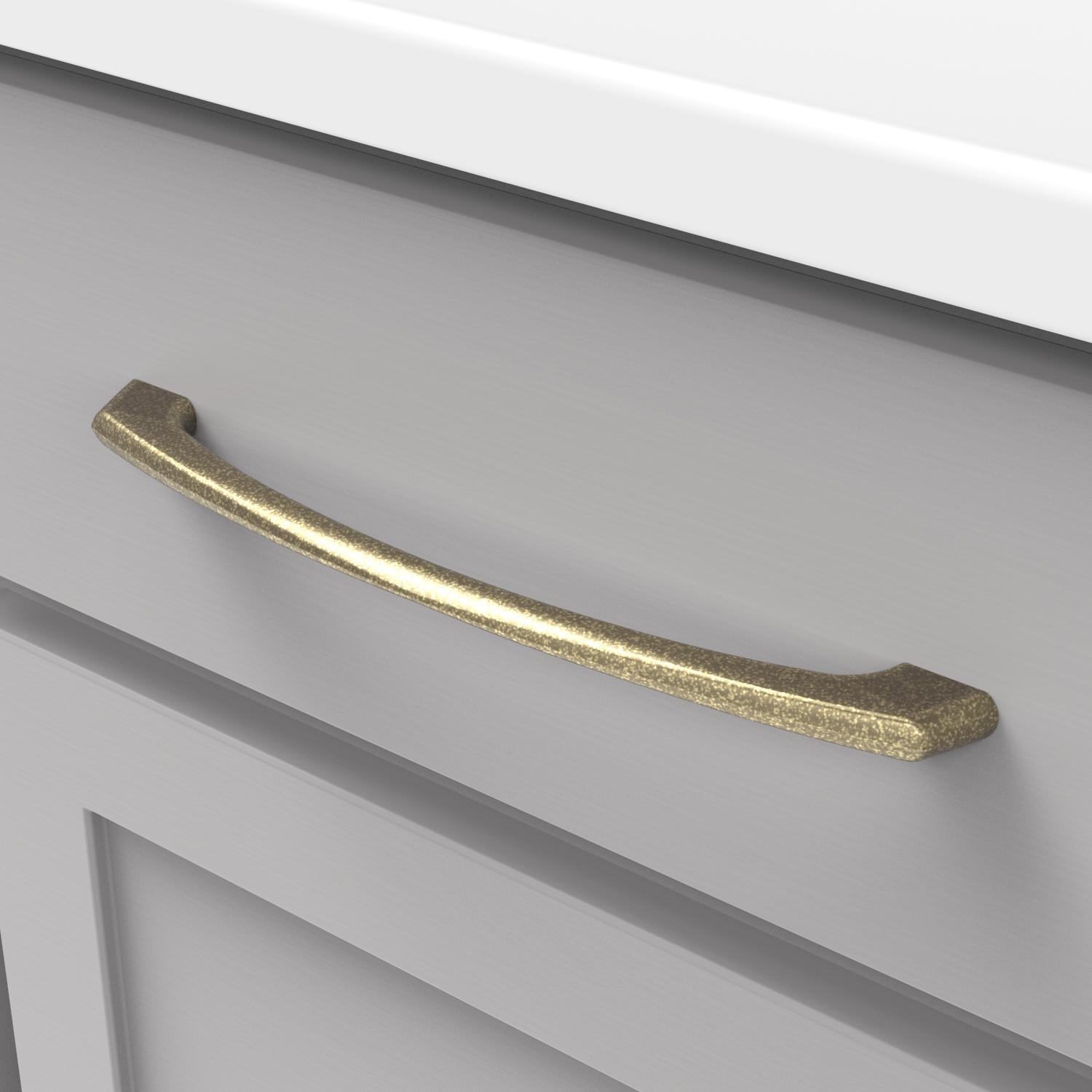 Hickory P3041, 8-13/16 Inch (224mm) Greenwich Pull
