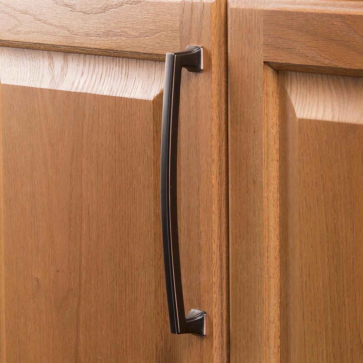 Hickory P3236, 7-9/16 Inch (192mm) Bridges Pull