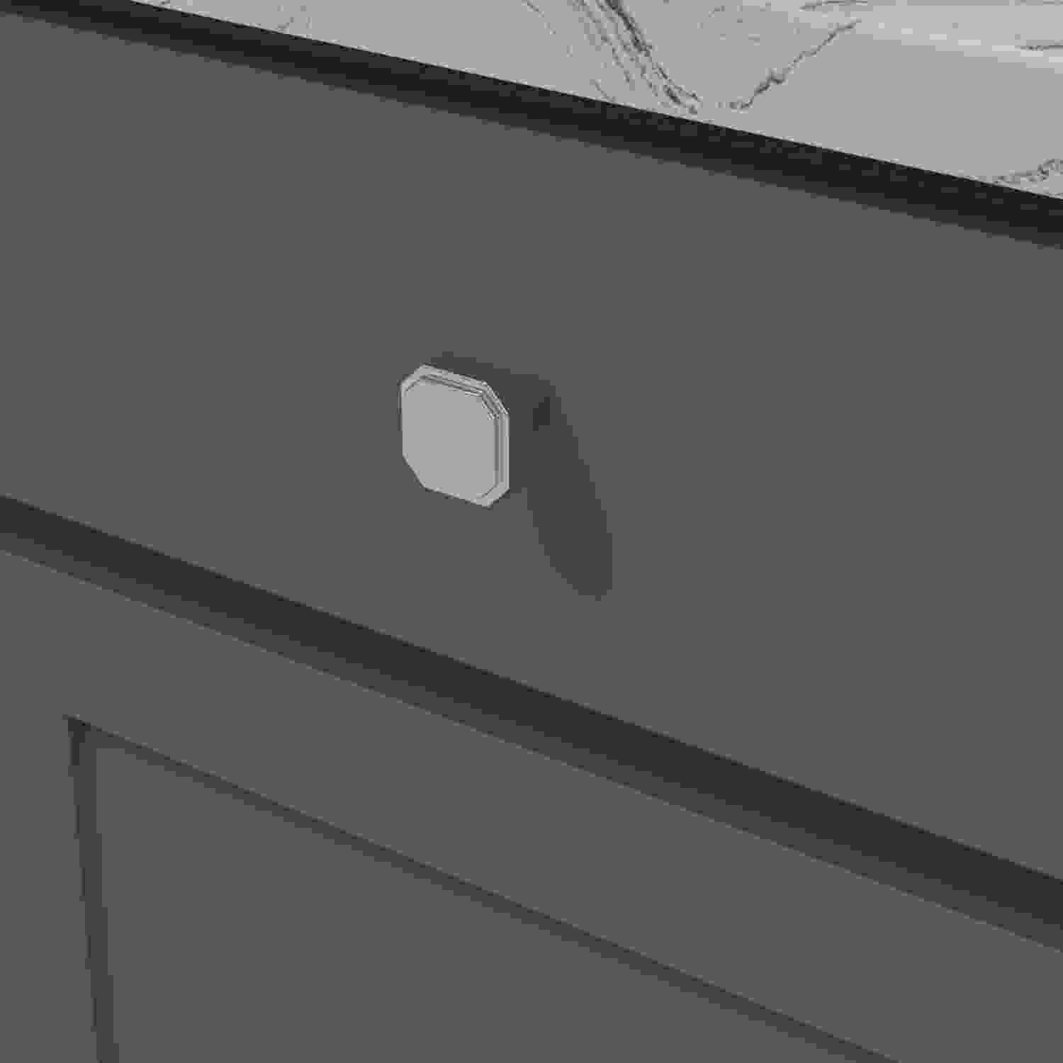 1-5/16 Inch x 1-5/16 Inch Monroe Square Knob