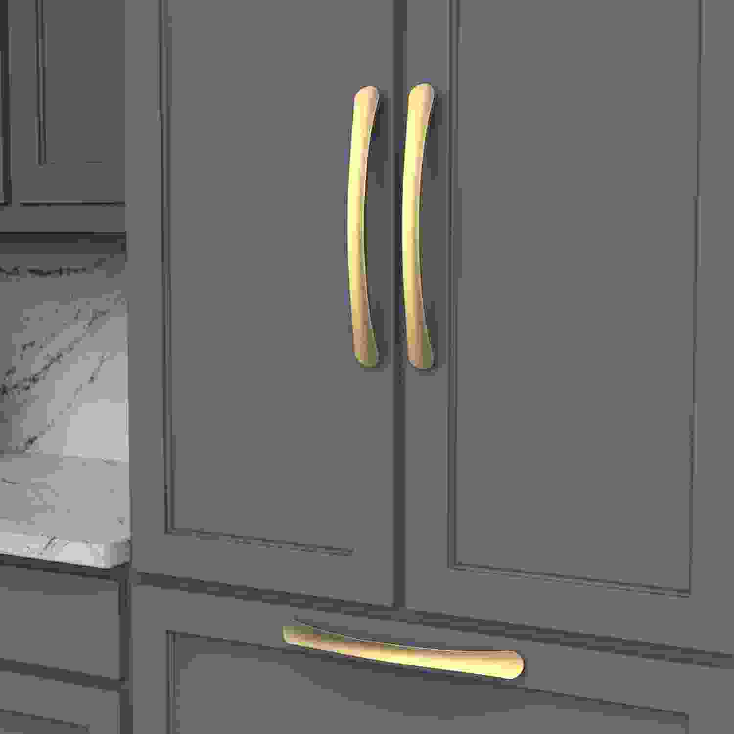 12 Inch Center to Center Vale Appliance Pull