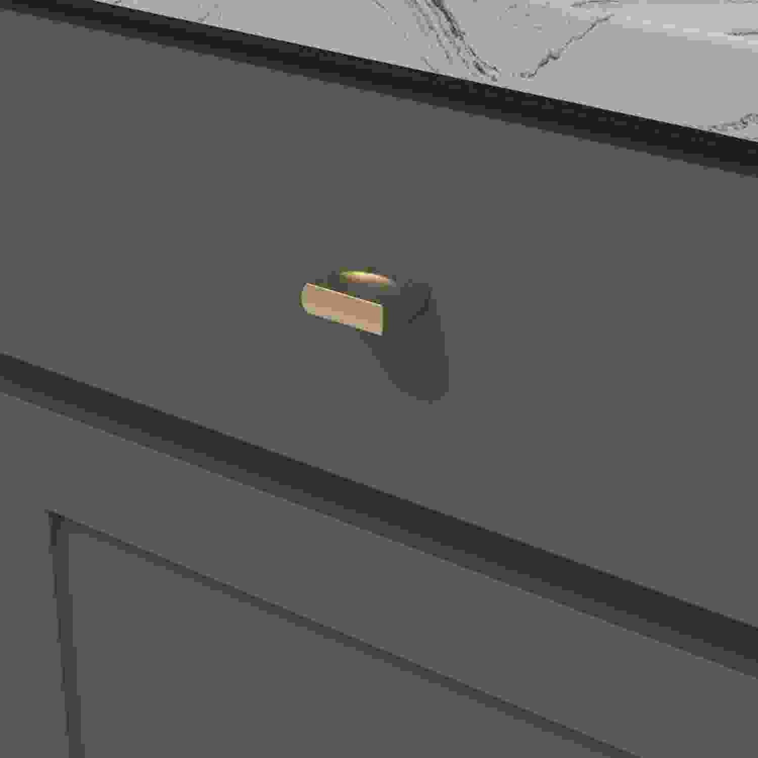 1-3/8 Inch x 7/16 Inch Ingot Pinch Knob