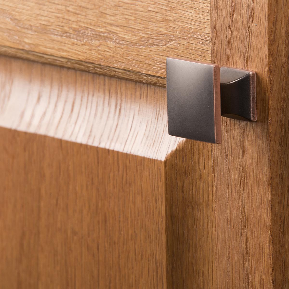 Hickory P3028, Studio Knob