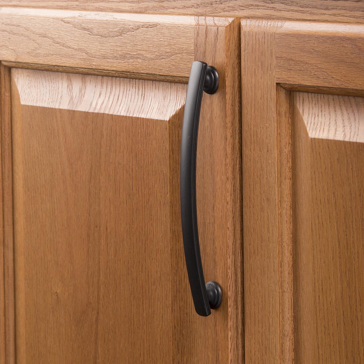 Hickory P2156, 6-5/16 Inch (160mm) American Diner Pull