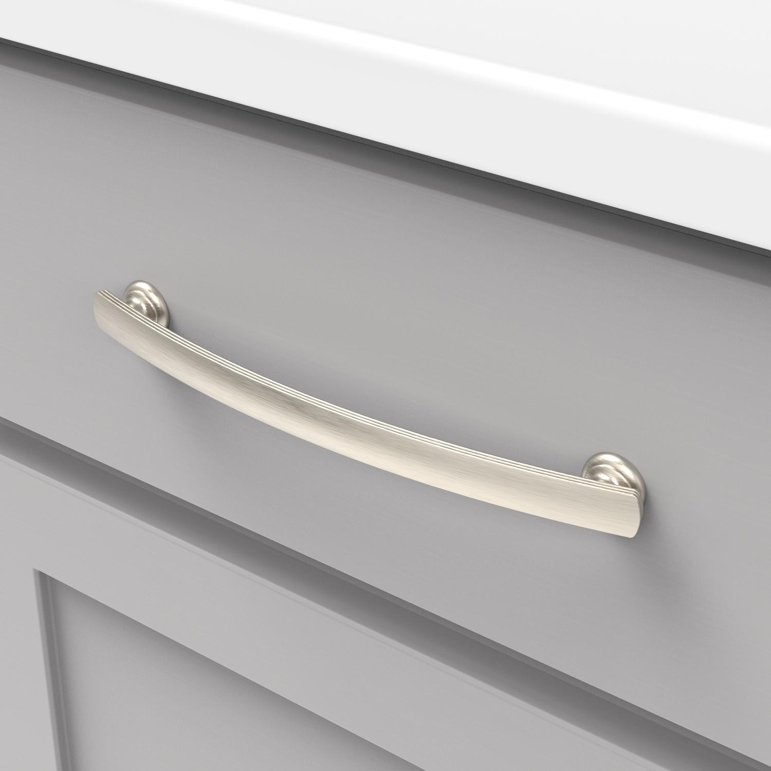 Hickory P2157, 7-9/16 Inch (192mm) American Diner Pull