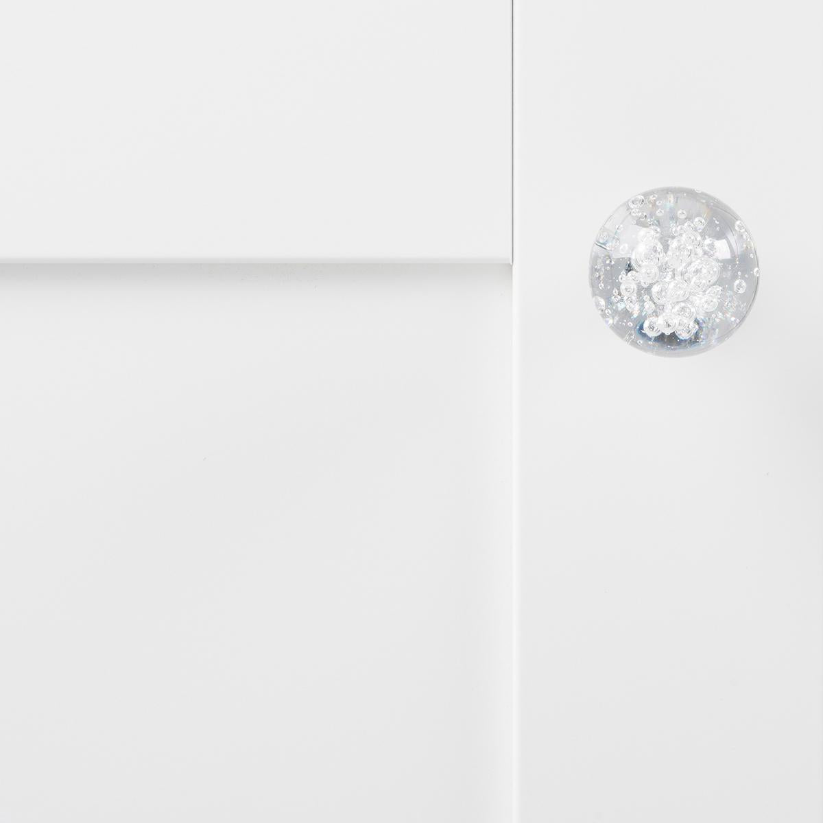 Hickory HH075809, 1-1/4 Inch Diameter Crystal Palace Hook Knob