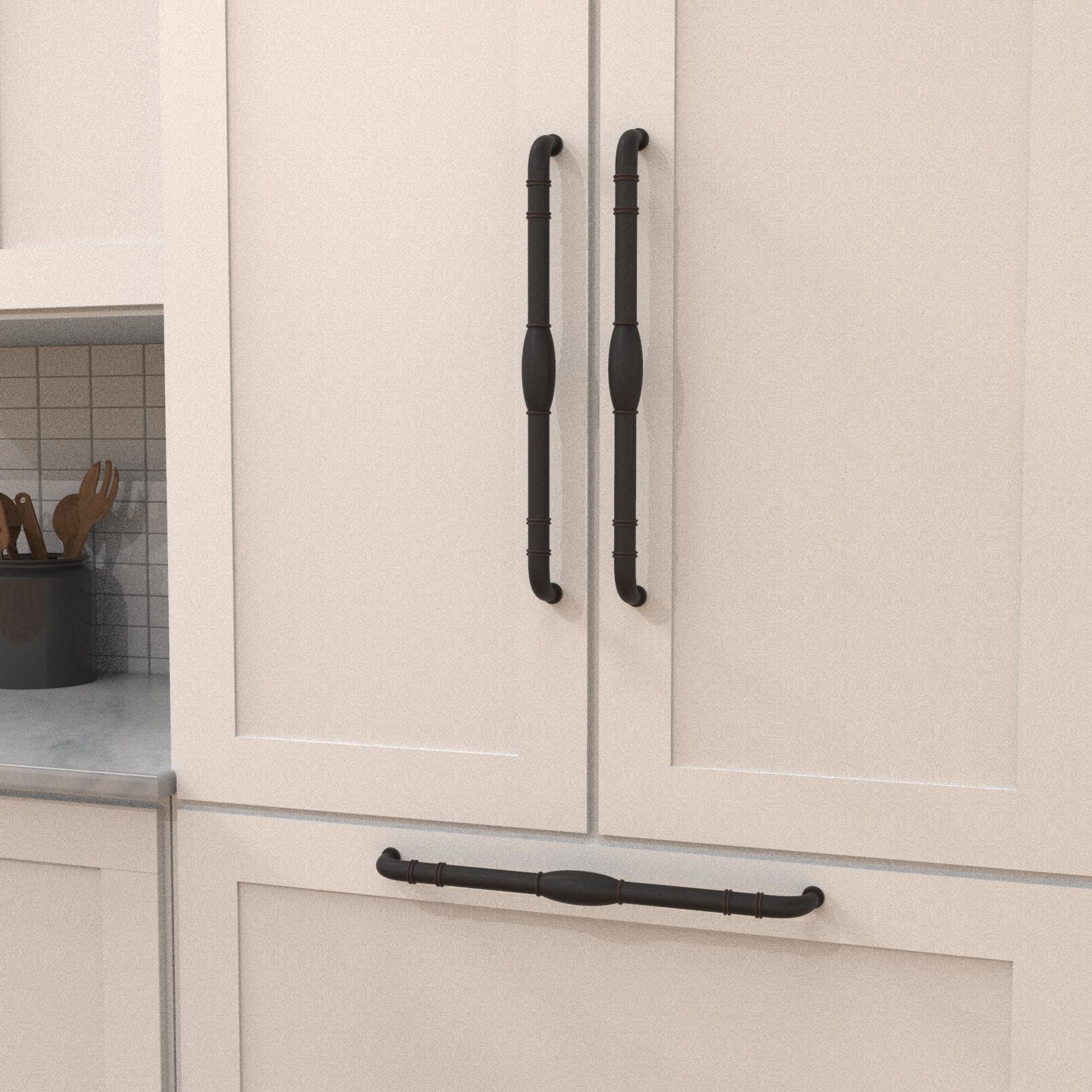 Hickory K50, 18 Inch Center to Center Williamsburg Appliance Pull
