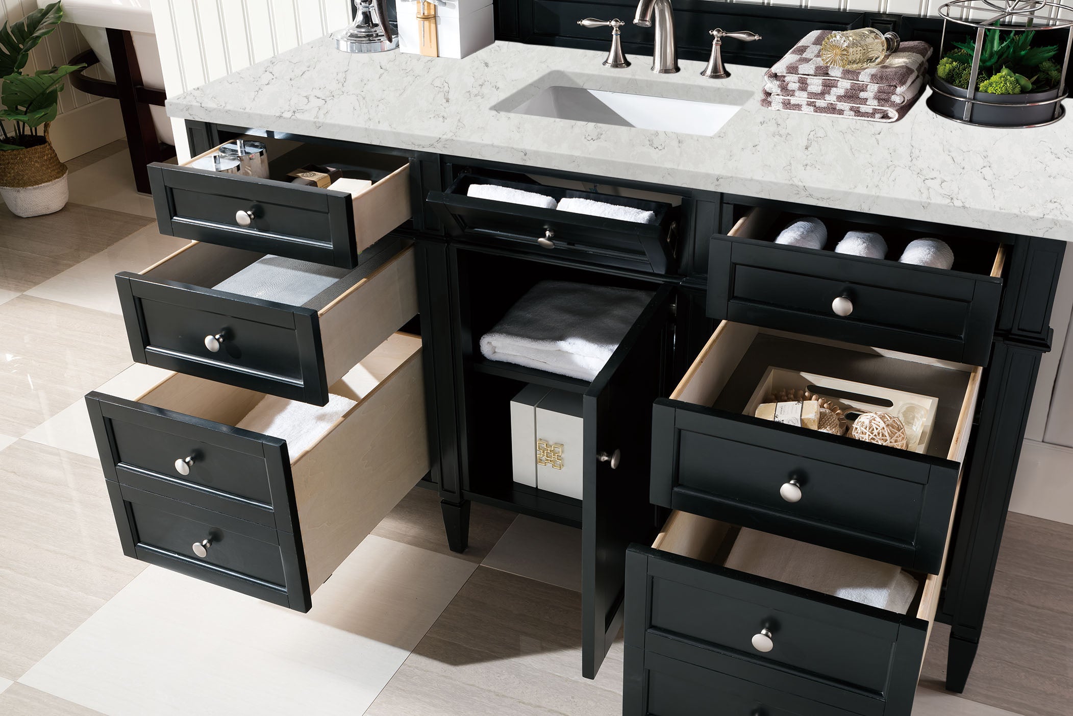 James Martin Brittany 60" Single Vanity in Black Onyx with 3cm Countertop