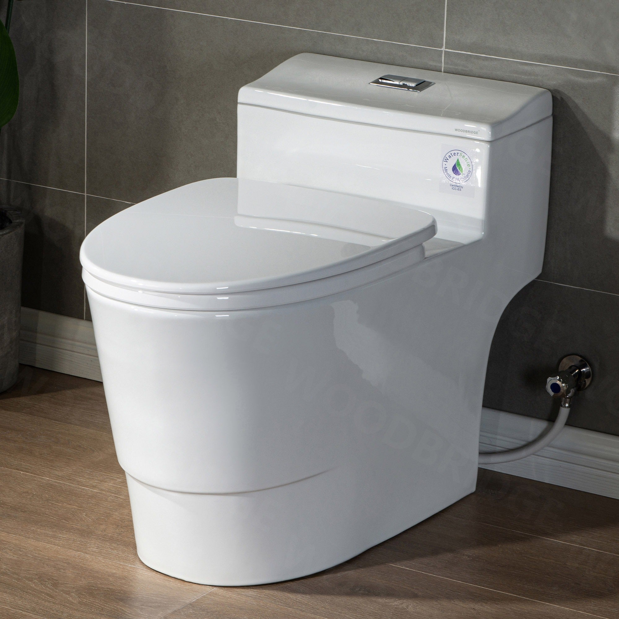 WOODBRIDGE T-0018 / B-0735 Dual Flush Elongated One-Piece Toilet with Soft Close Seat