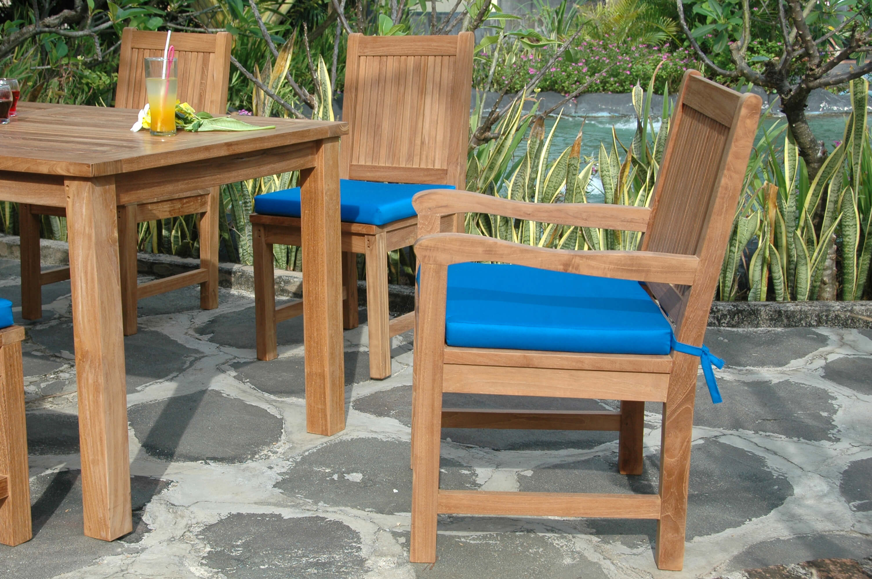 Set-204 Montage Chester 7-Pc Set