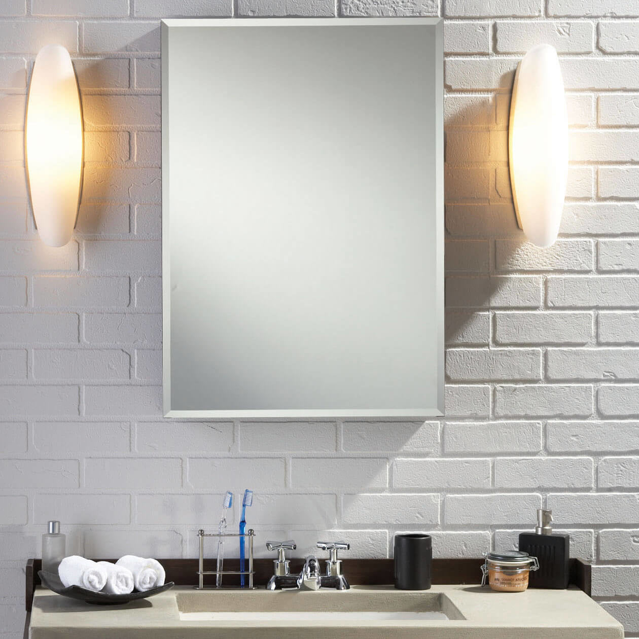 Maax SV1530 Medicine Cabinet in Chrome