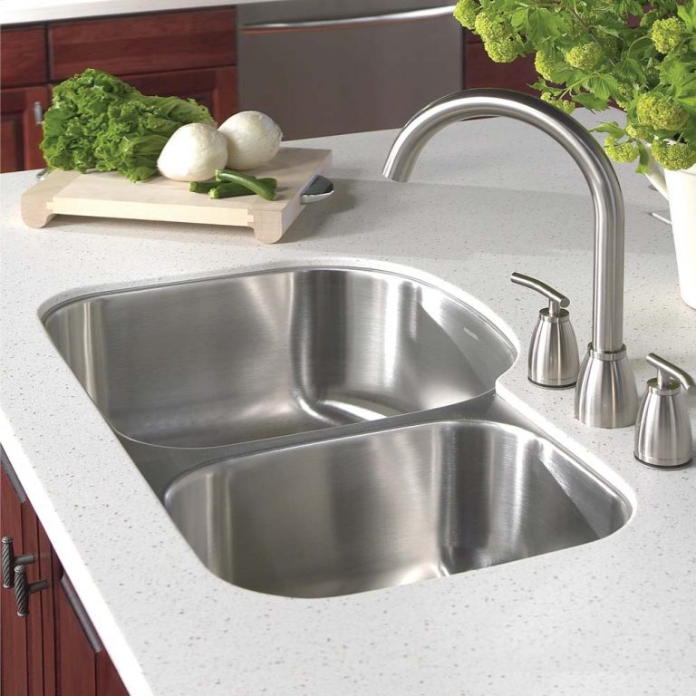 Houzer Medallion 32" Stainless Steel Undermount 70/30 Double Small Right Bowl Kitchen Sink with Strainer