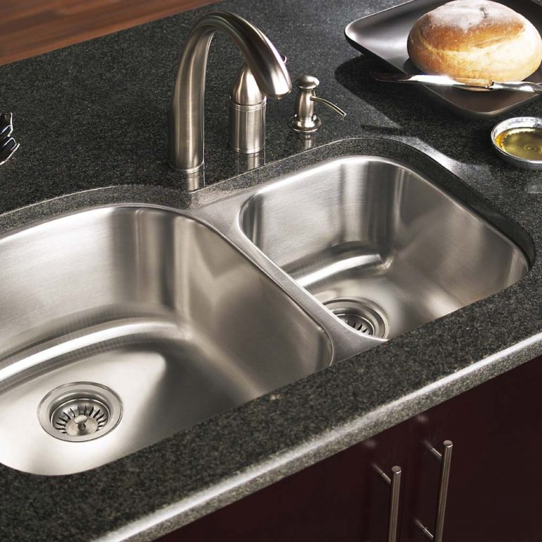 Houzer Medallion 32" Stainless Steel Undermount 70/30 Double Small Right Bowl Kitchen Sink with Strainer
