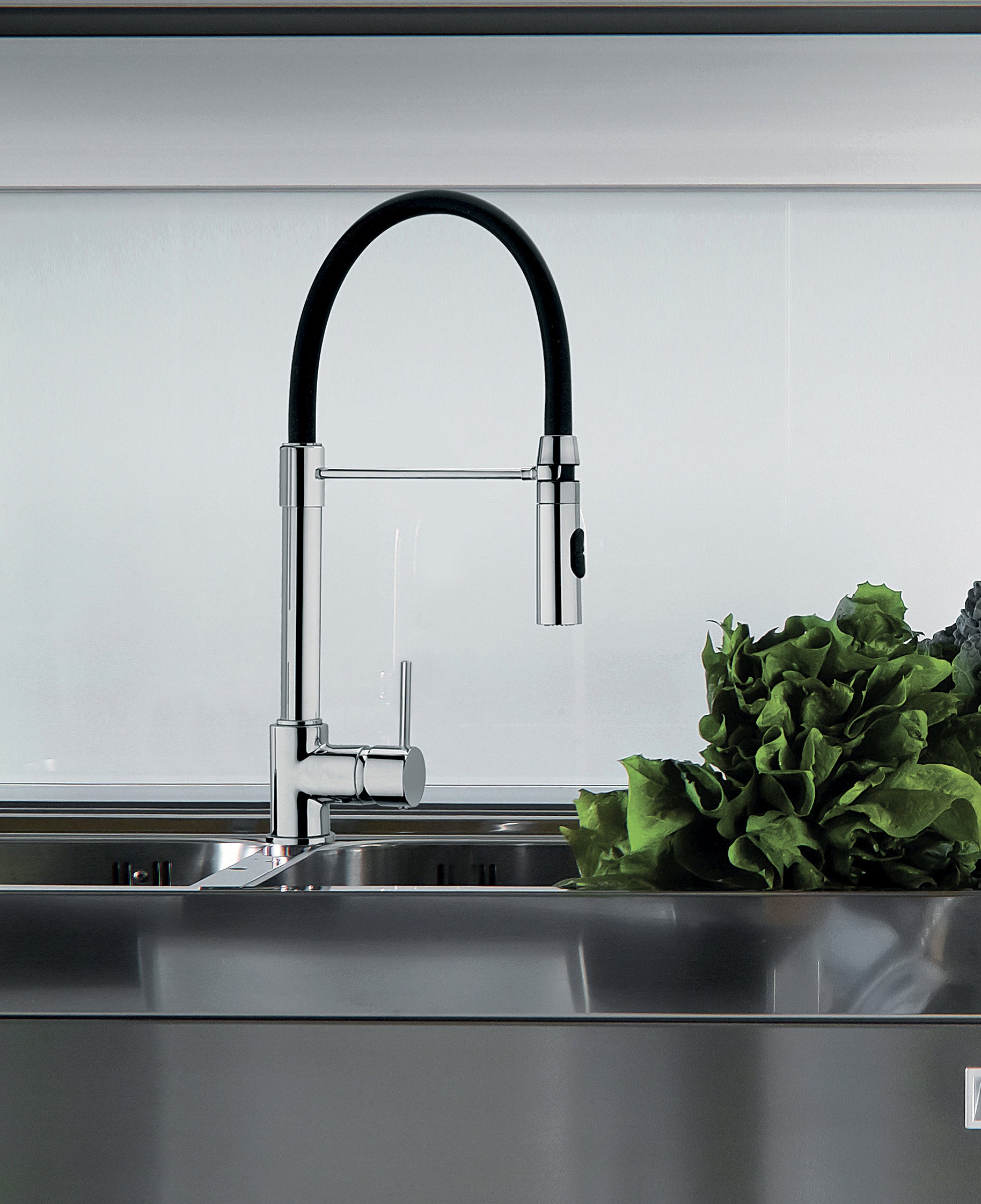 LaToscana 78CR557YO Pull-Out Culinary Kitchen Faucet – Italian Design