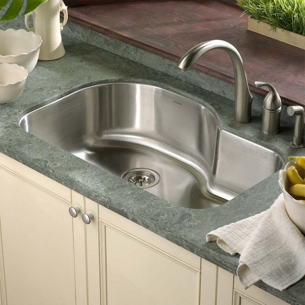 Houzer Medallion Designer 32" Stainless Steel Undermount Offset Single Bowl Kitchen Sink with Strainer