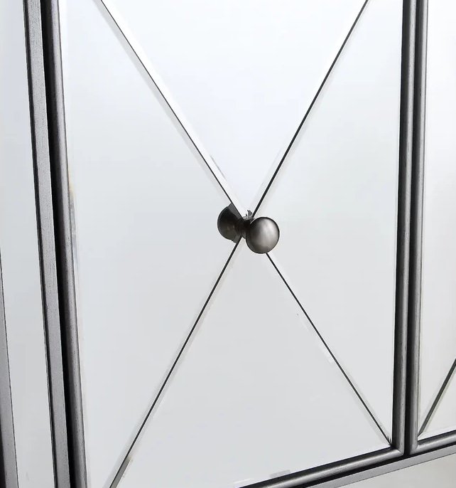 Chans Furniture DH-695 Mirrored Relection Andrea Hall Console (Silver)