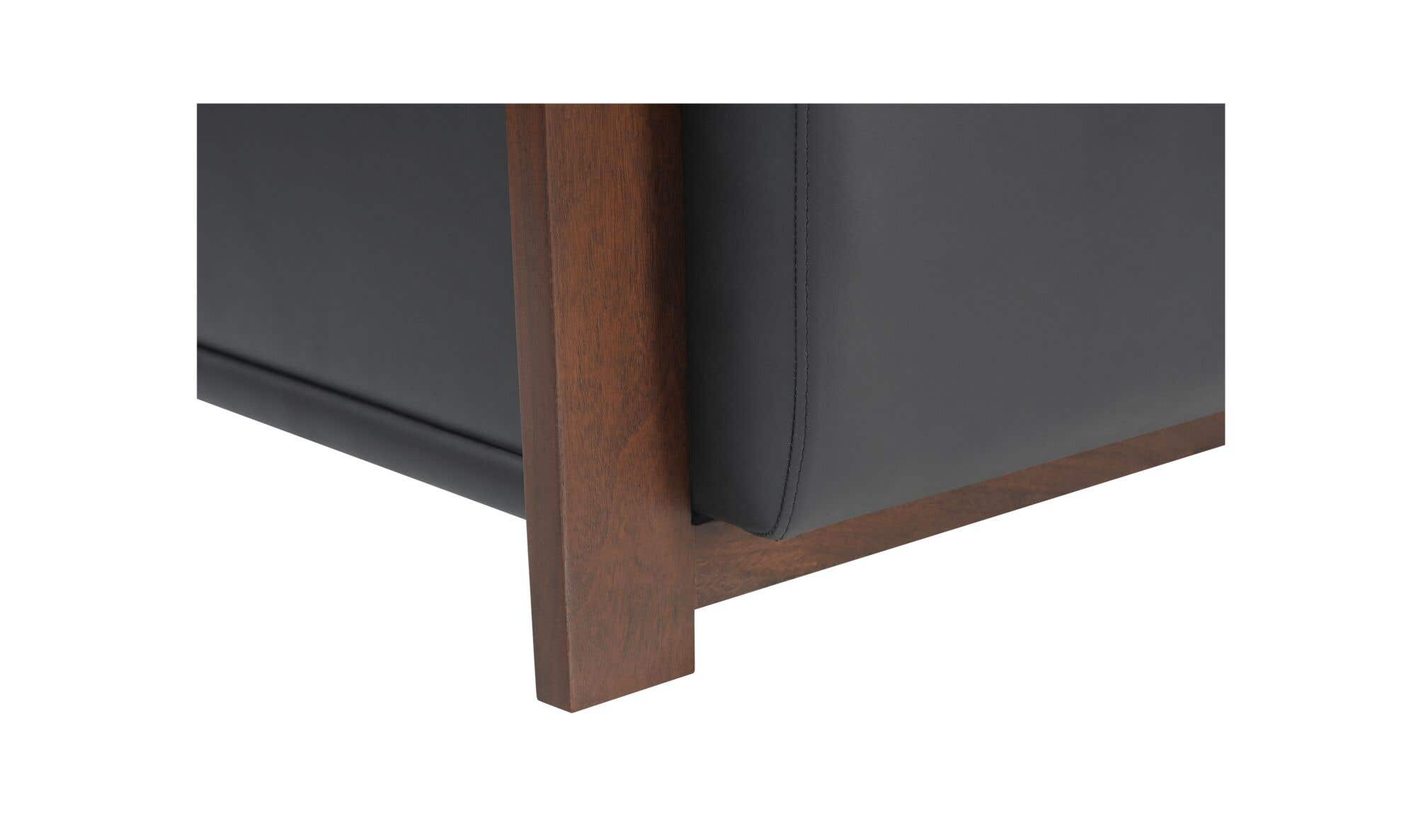 Moes Barnes Accent Chair MU-1004