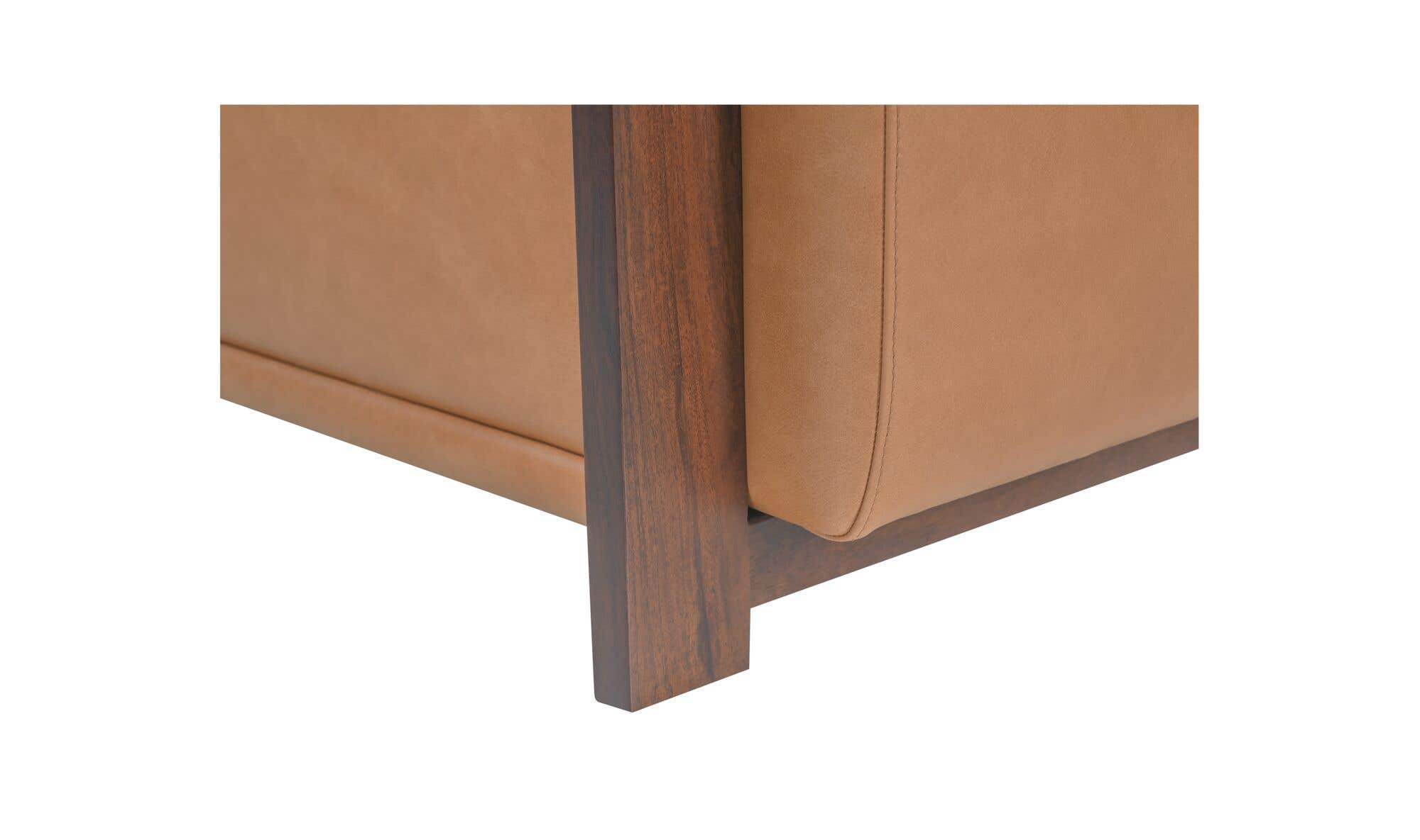 Moes Barnes Accent Chair MU-1004