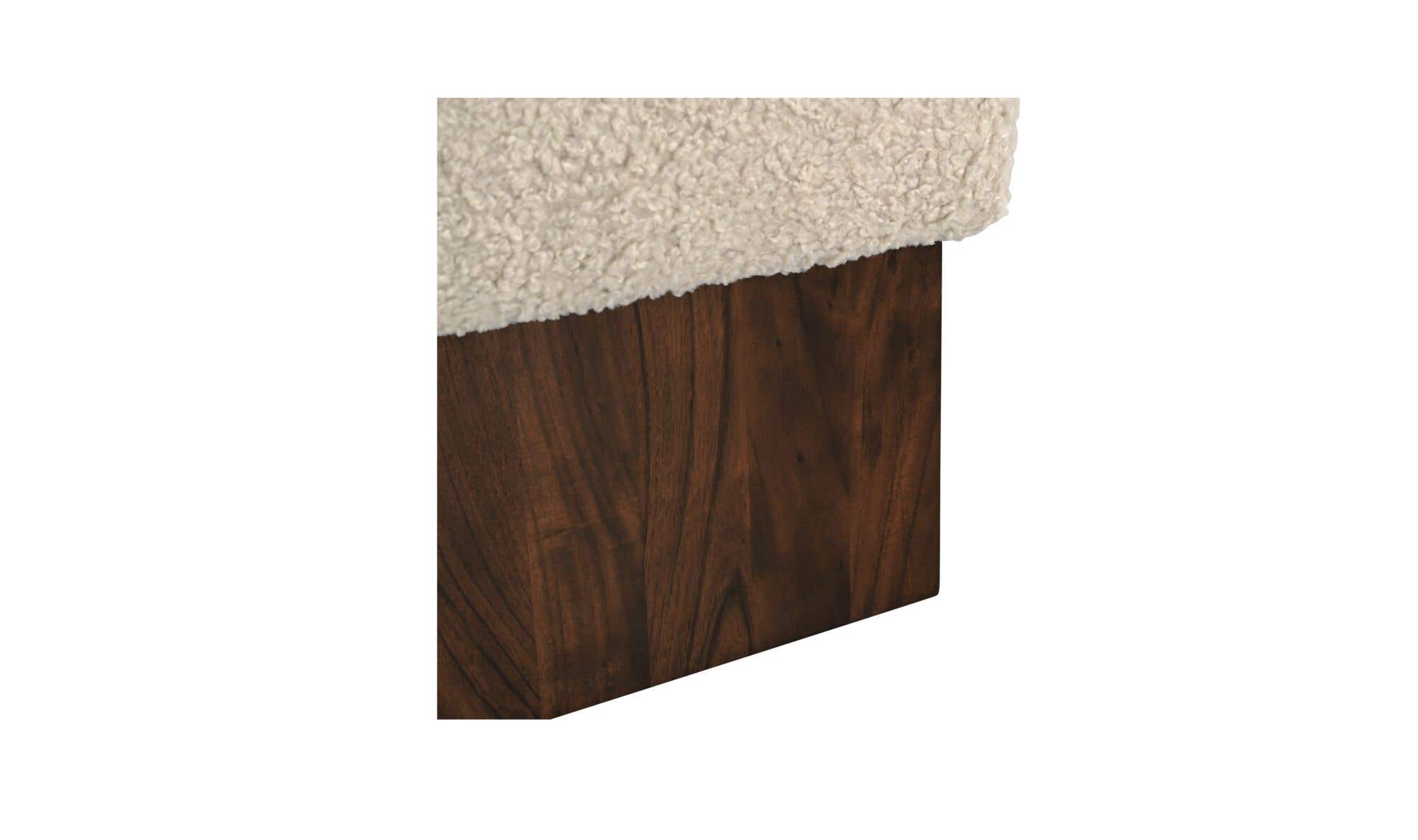 Moes Serge Ottoman Faux Shearling MU-1006