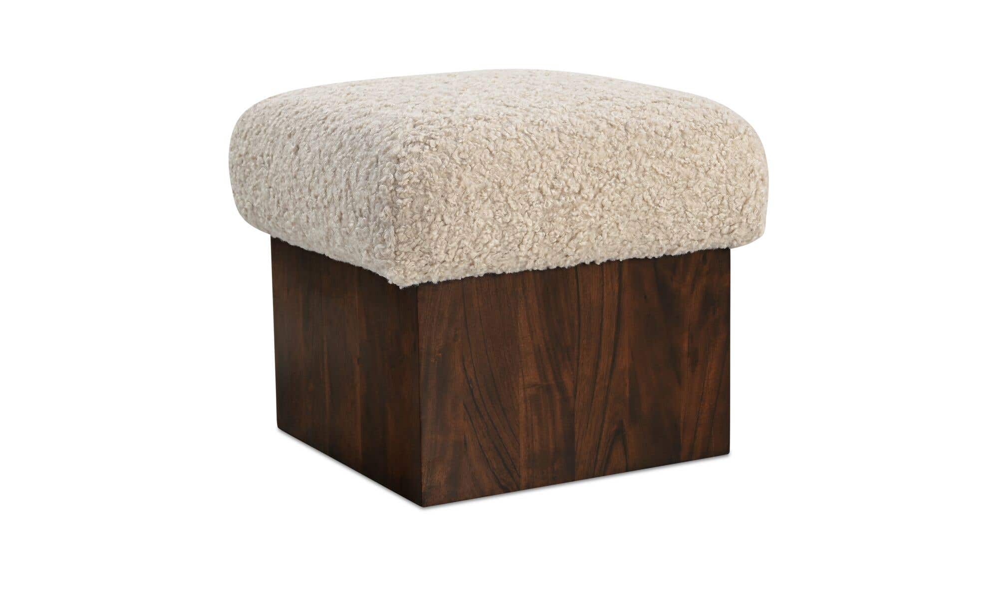 Moes Serge Ottoman Faux Shearling MU-1006