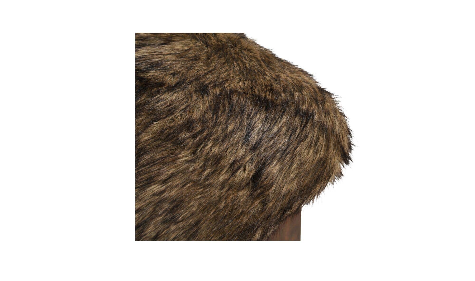 Moes Serge Ottoman Faux Shearling MU-1006