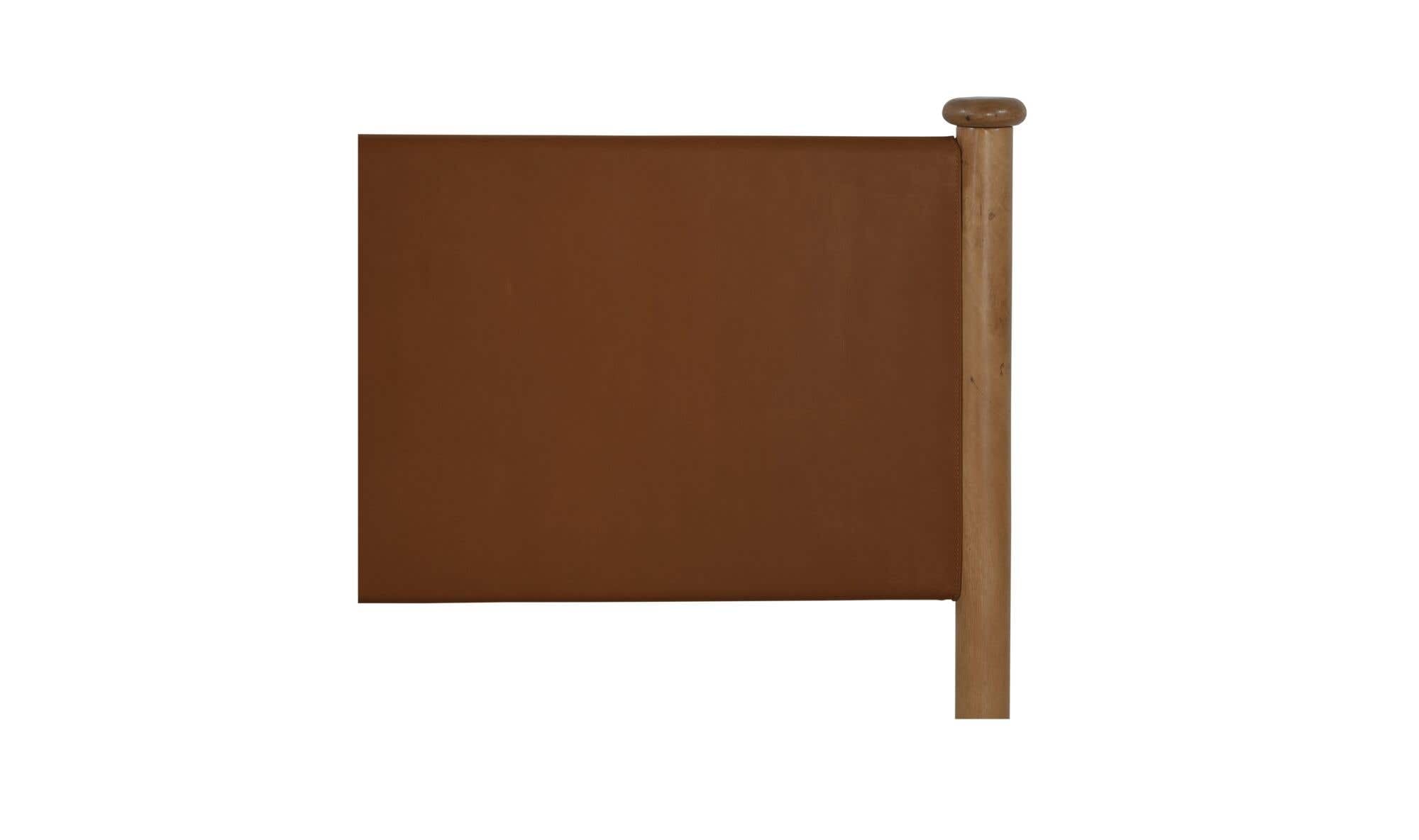 Moes Crosby Queen Bed Brown MU-1008