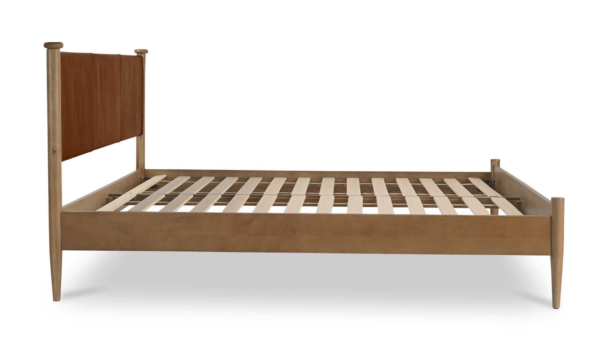 Moes Crosby Queen Bed Brown MU-1008