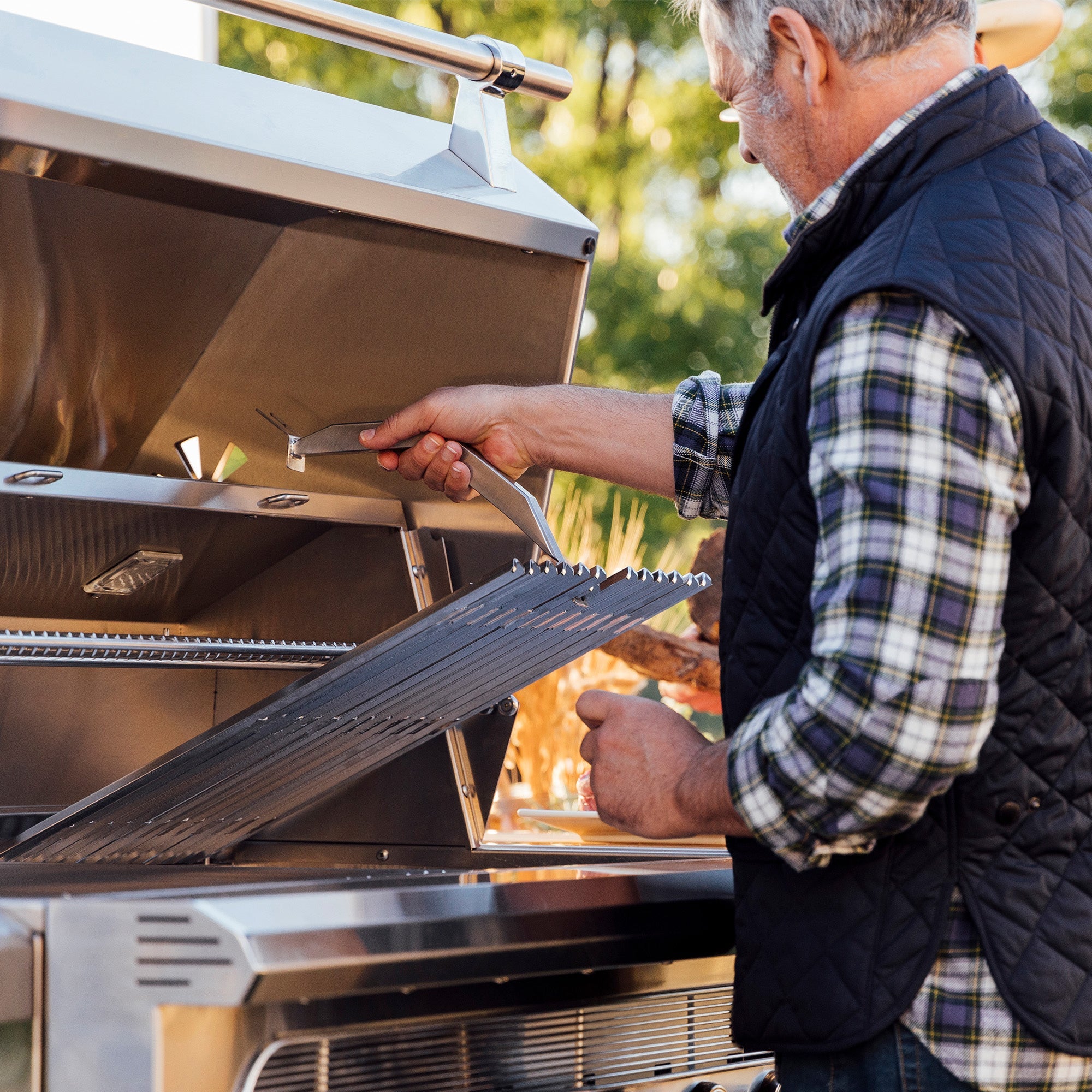 American Made Grills MUS36 Muscle - 36" Hybrid Grill