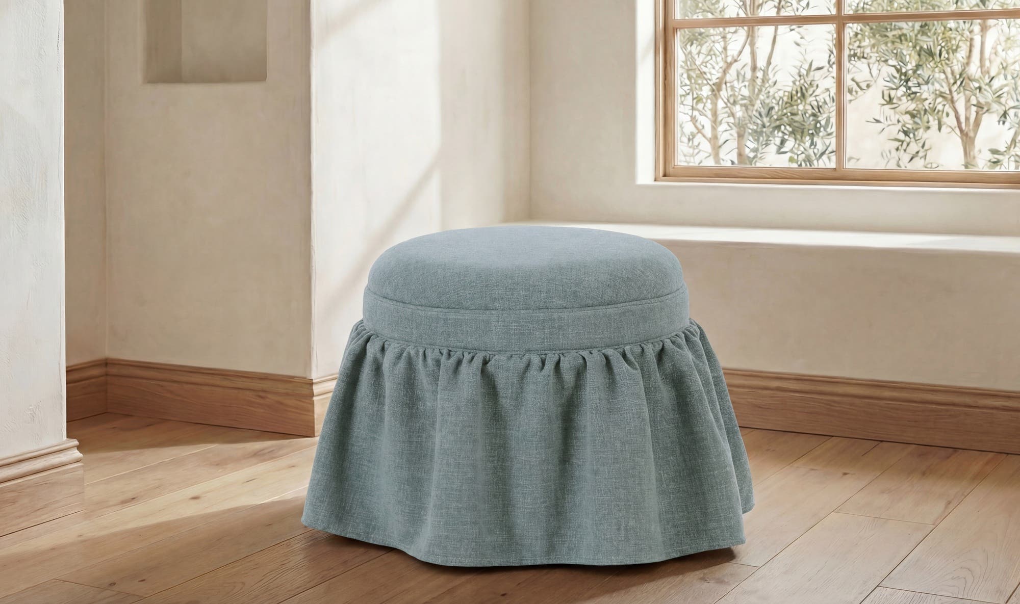 Moes Heidi Storage Ottoman OA-1112
