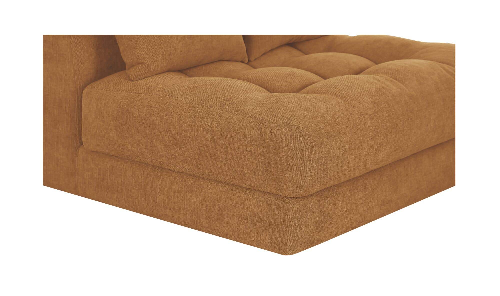 Moes Davie Slipper Chair OA-1126