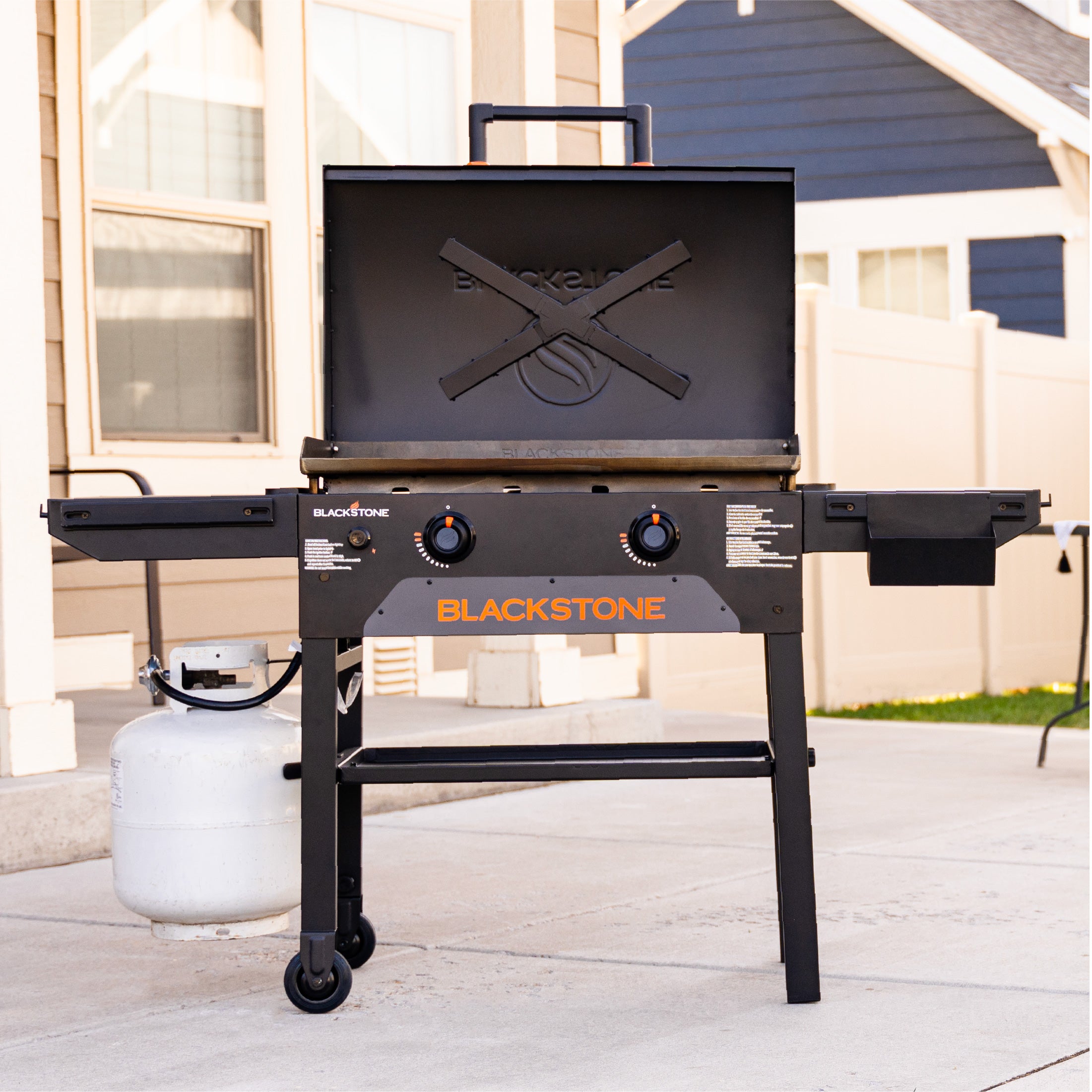Blackstone 2287 - Original 28" Griddle with Hood