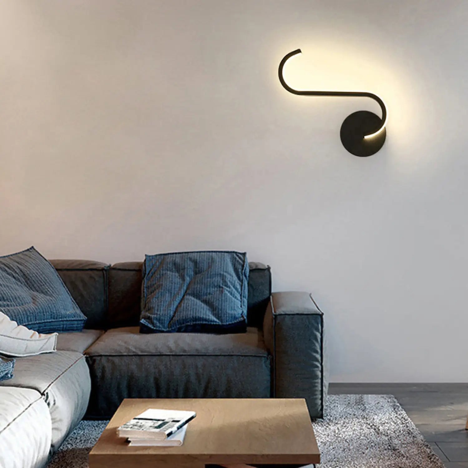Reading Wall Light – Modern LED Fixture for Comfortable Reading