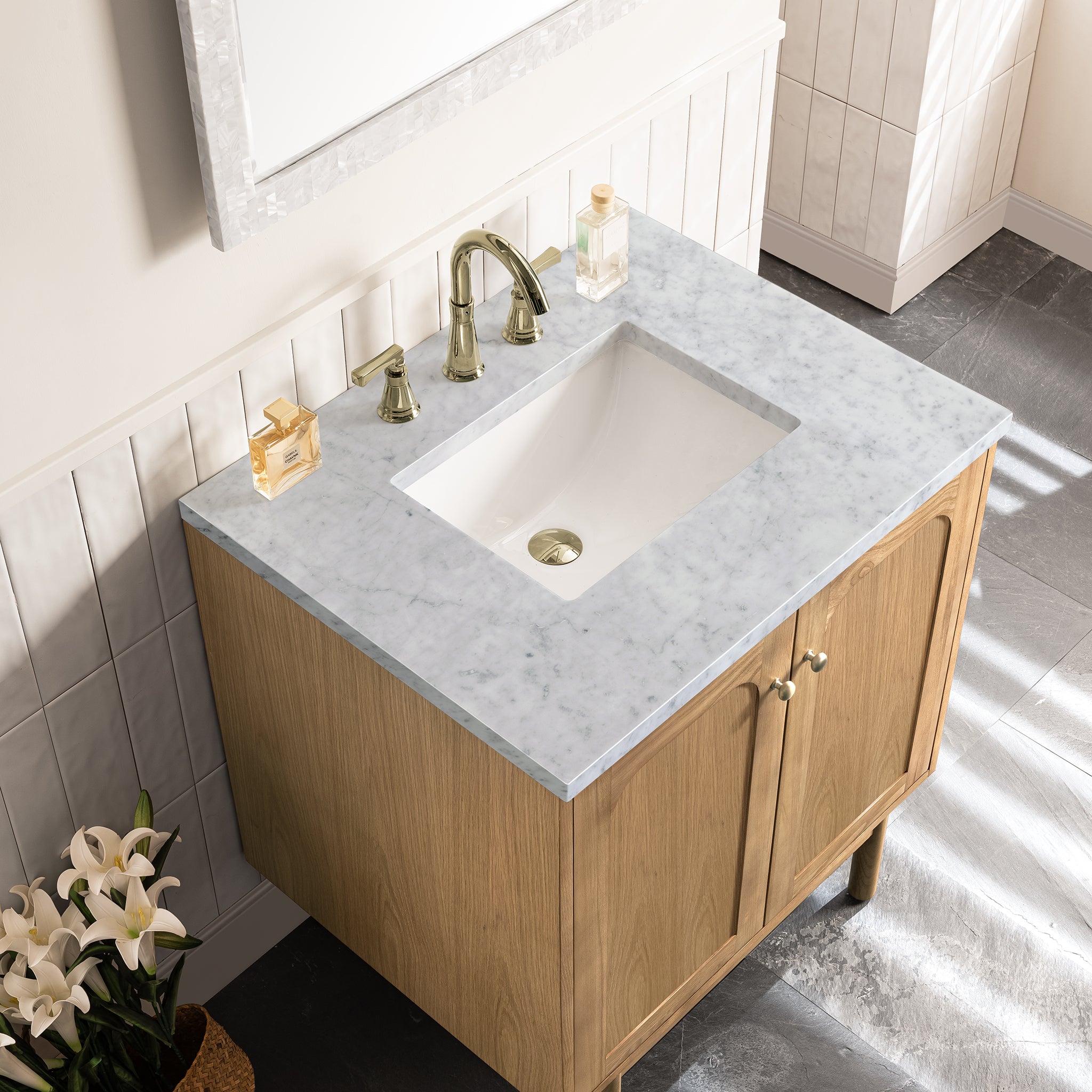 James Martin Laurent 30" Single Vanity in Light Natural Oak with 3cm Countertop