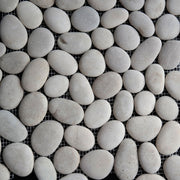 Round Pebble Mosaic Beige Stone Honed