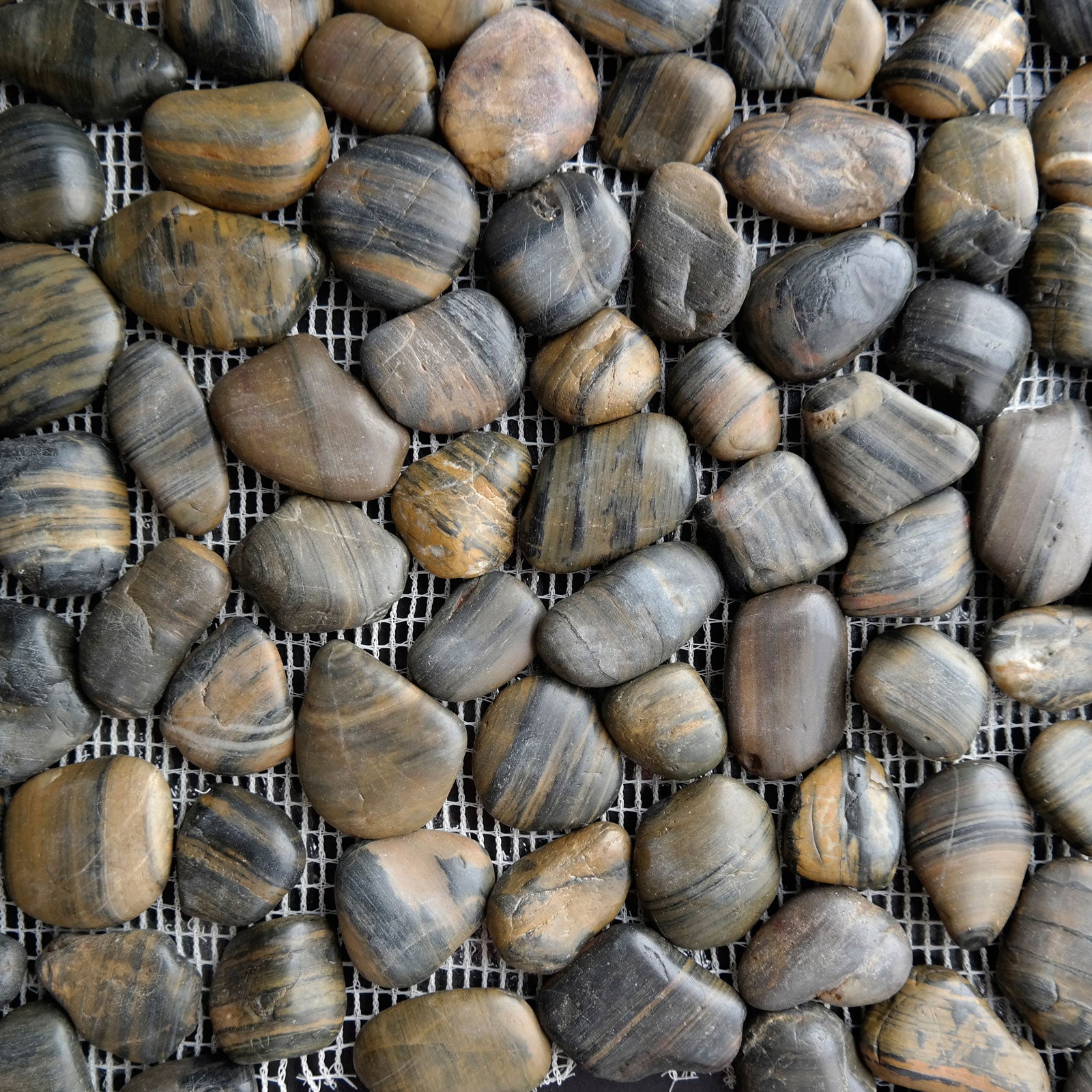 Round Pebble Mosaic Brown Black Stone Polished