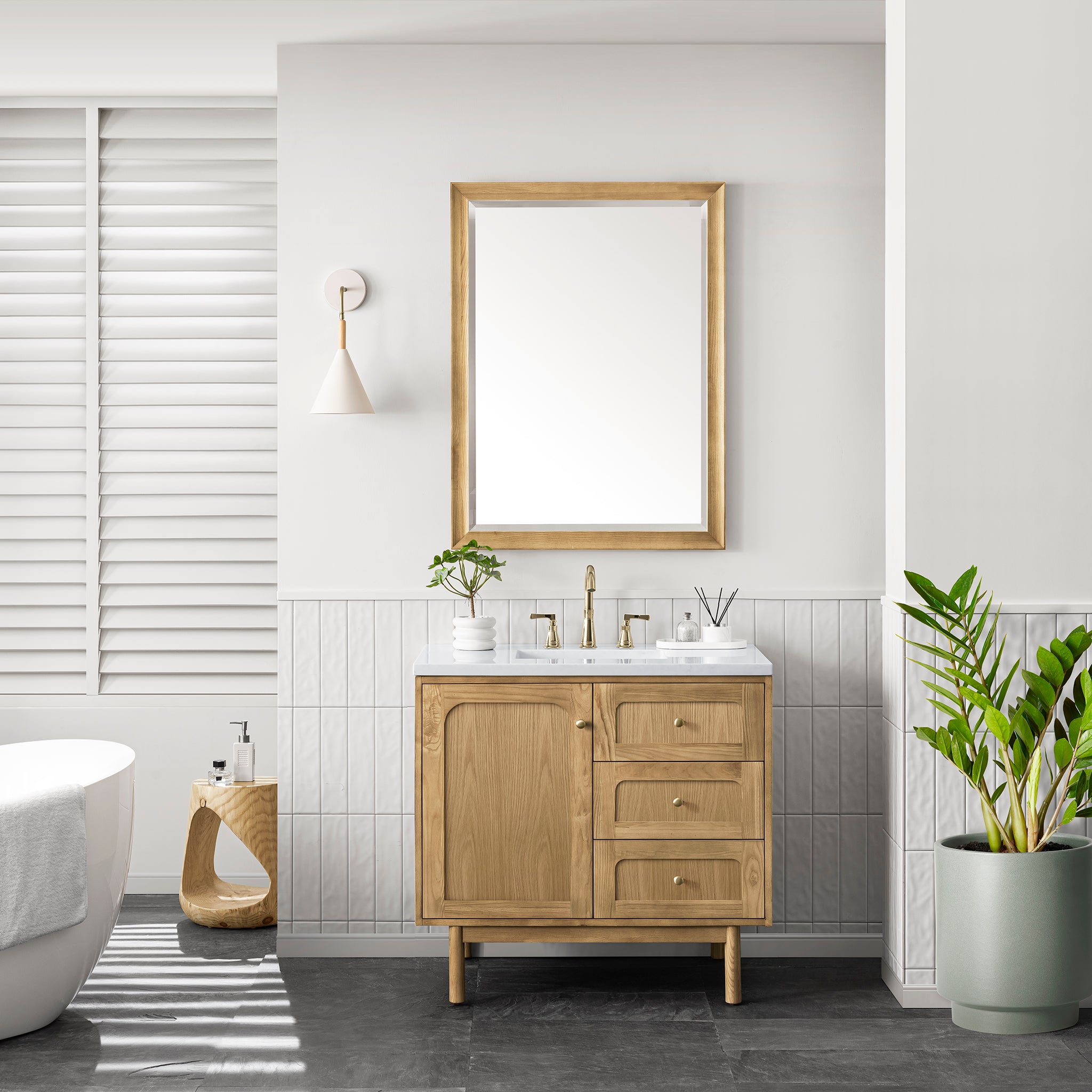 James Martin Laurent 36" Single Vanity in Light Natural Oak with 3cm Countertop
