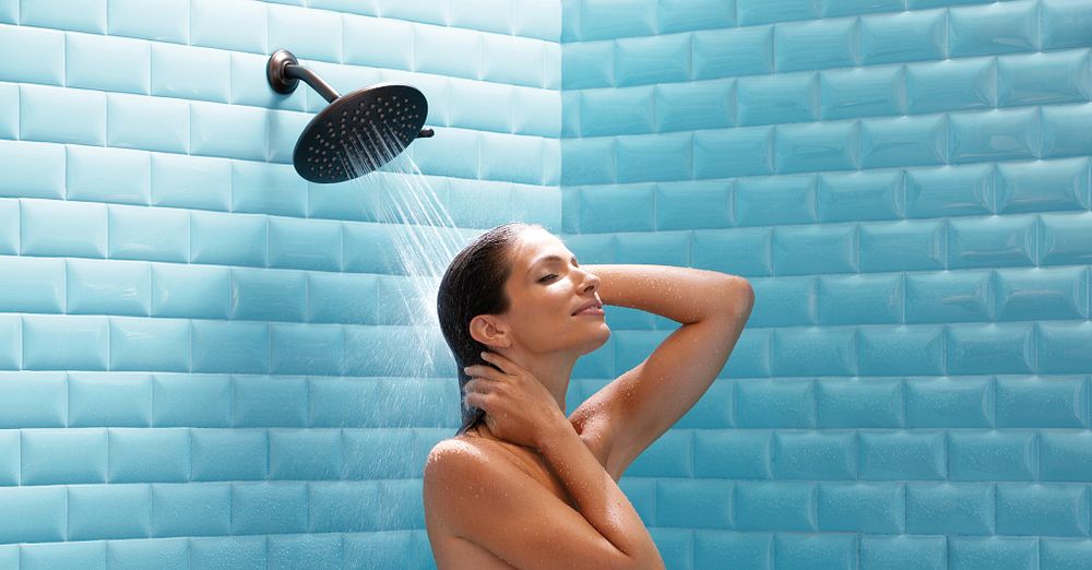Velocity Moen Two-Function 8" Diameter Spray Head Rainshower